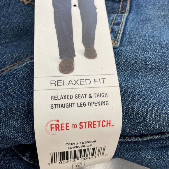 NEW Wrangler Men's Size 42x32 Relaxed Fit Jeans Dark Blue Denim i659 - Picture 7 of 8